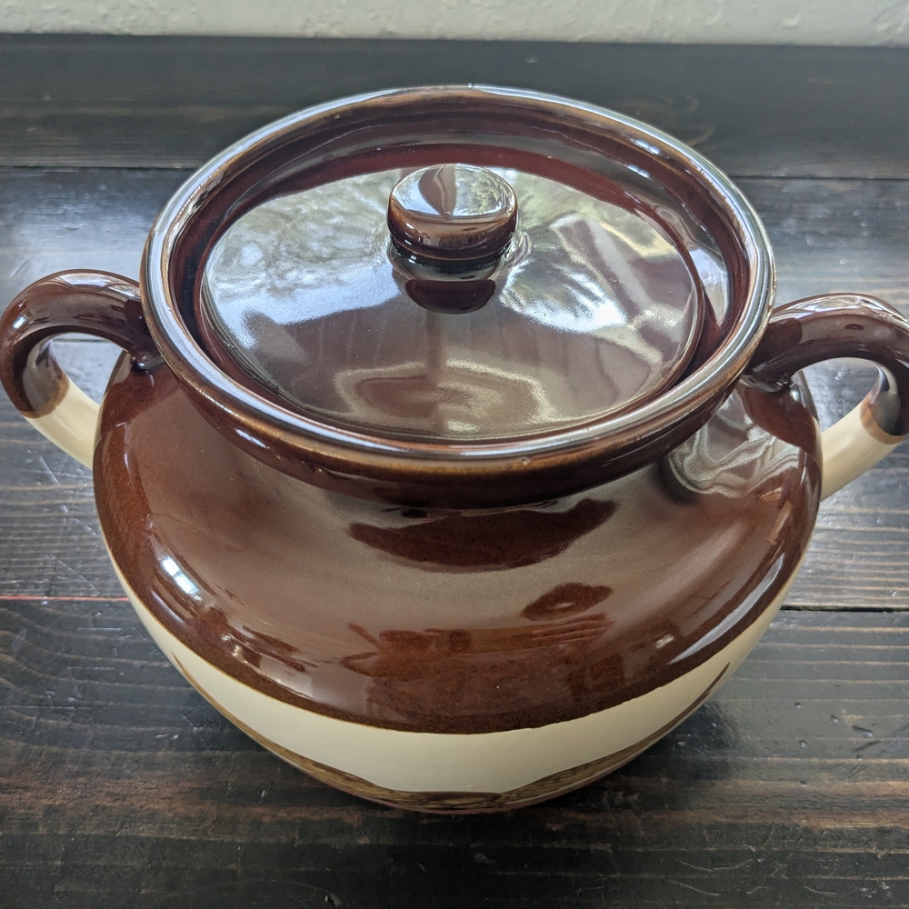 Vintage McCoy Pottery Bean Pot - Picture 4 of 5